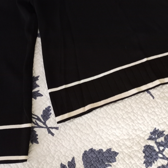 Infinity Women's Top - Picture 5 of 11